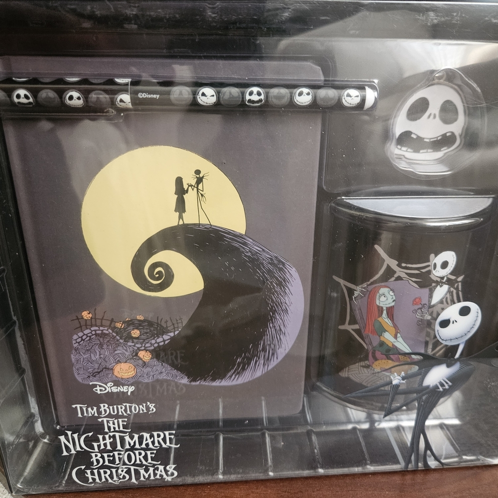 Disney Jack Skellington Black and Yellow Collector's Set